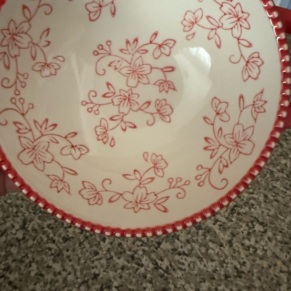 Temp-Tations Red Floral Lace Bowl - Picture 4 of 6